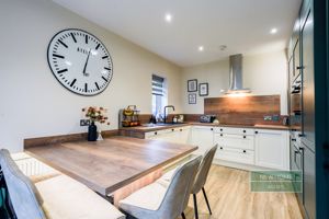 Photo 26- click for photo gallery